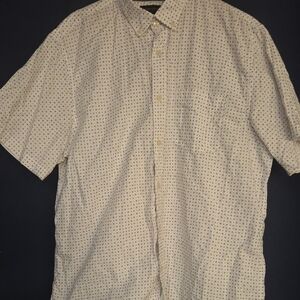 Banana Republic White Short-Sleeve Button-Down with Navy & Red Micro Dot